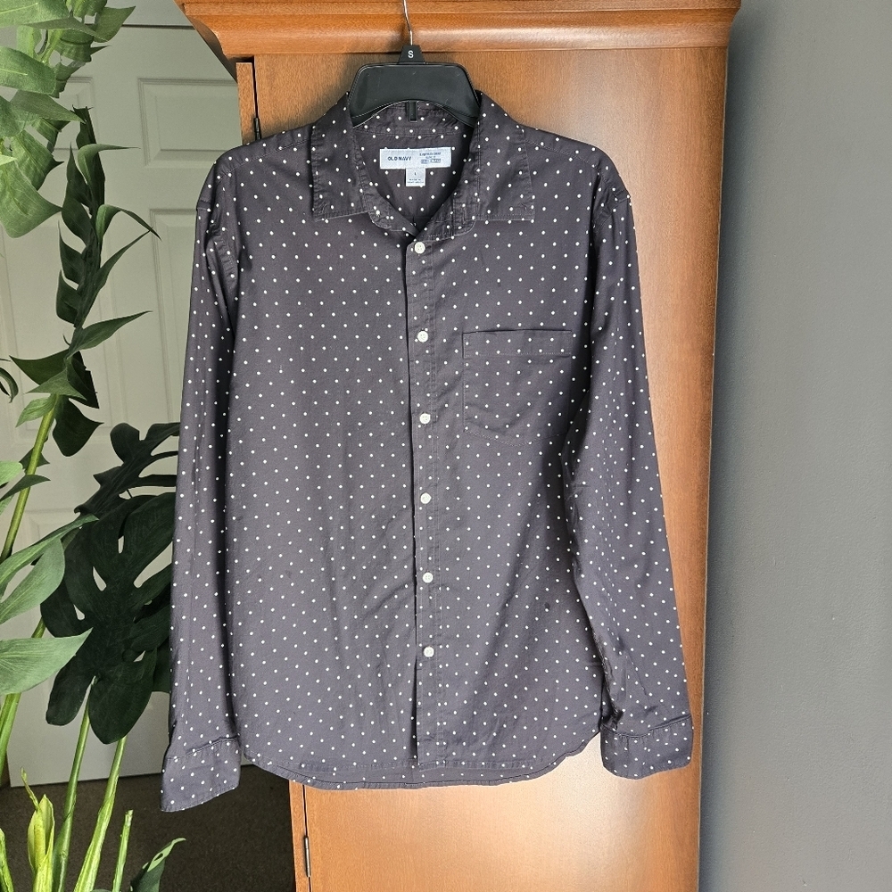 Old Navy Black Shirt with White Dots Size Large9
